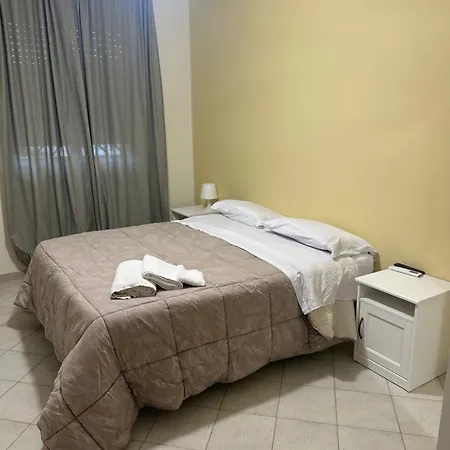 A Via Verona 3* Конверсано